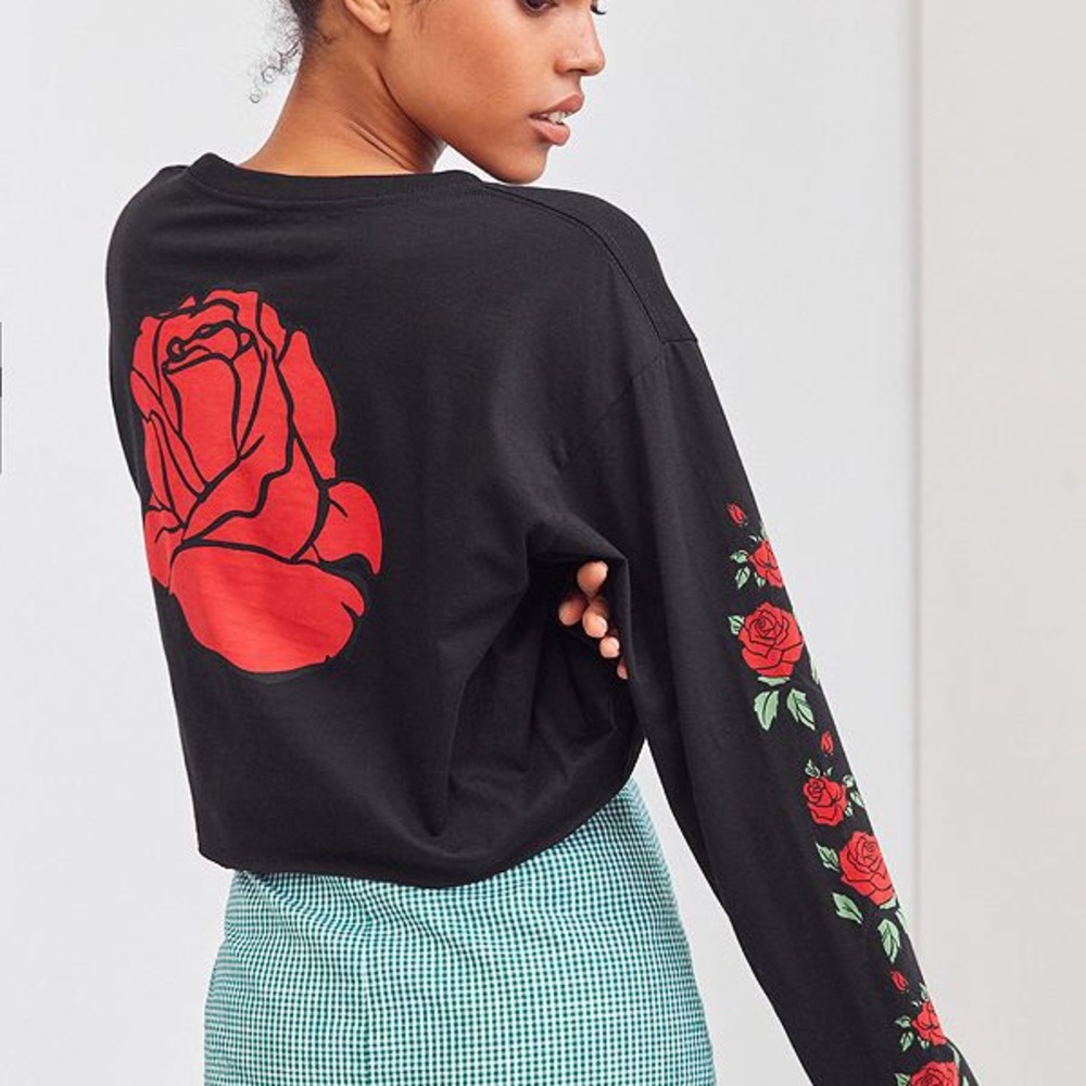 Black Urban Outfitters Graphic